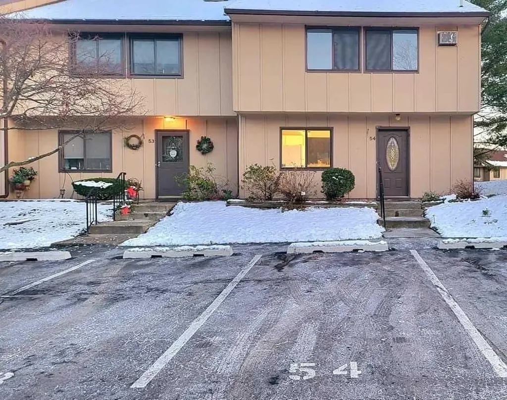 54 Hudson Heights Drive Poughkeepsie NY 12601