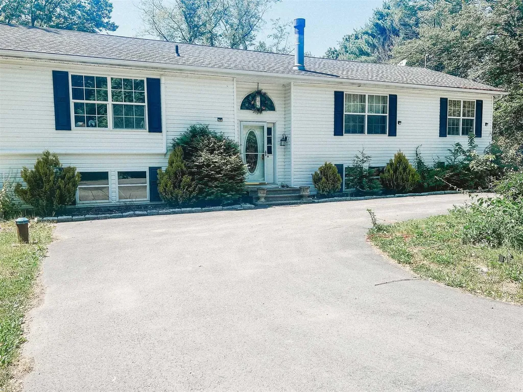 121 Parker Road Elizaville NY 12523
