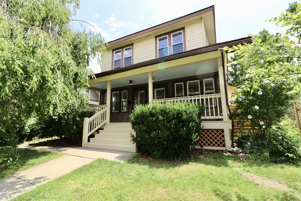 16 Dutchess Terrace Beacon NY 12508
