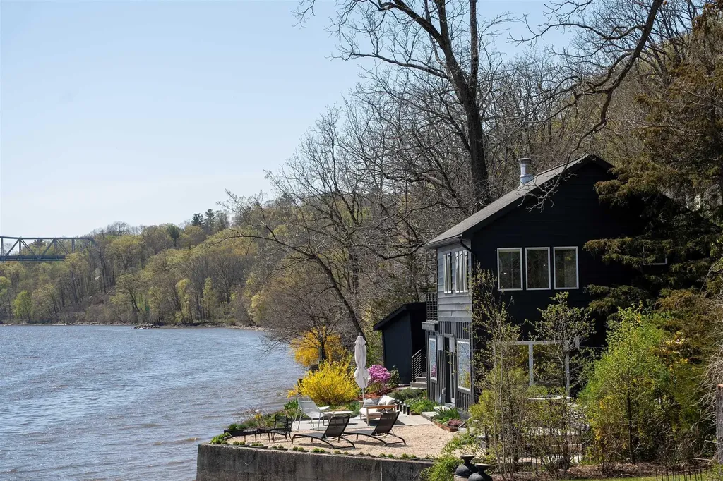 306 Hamburg Road Catskill NY 12414