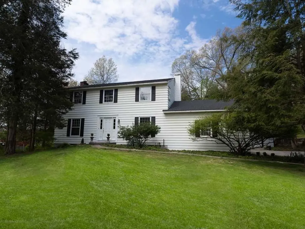 44 Scenic Drive Poughkeepsie NY 12603