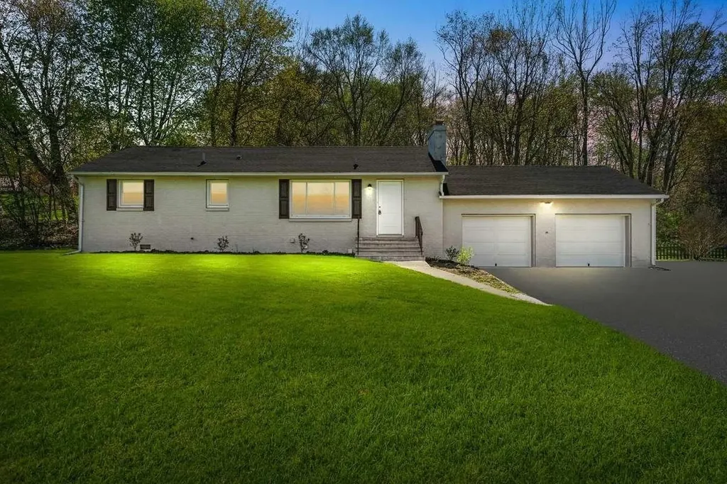 270 Salt Point Turnpike Poughkeepsie NY 12603