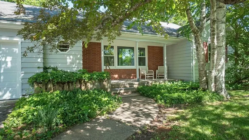 7 Will Tremper Drive Rhinebeck NY 12572