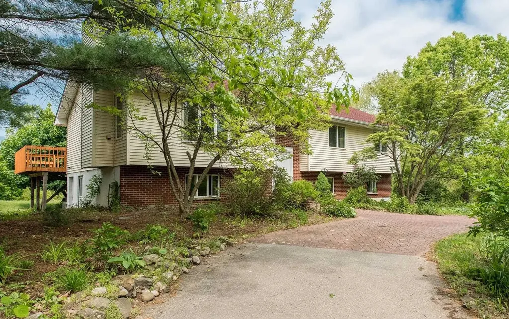 29 Pine Lane Tivoli NY 12583