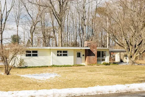 16 Maizeland Road Red Hook NY 12571