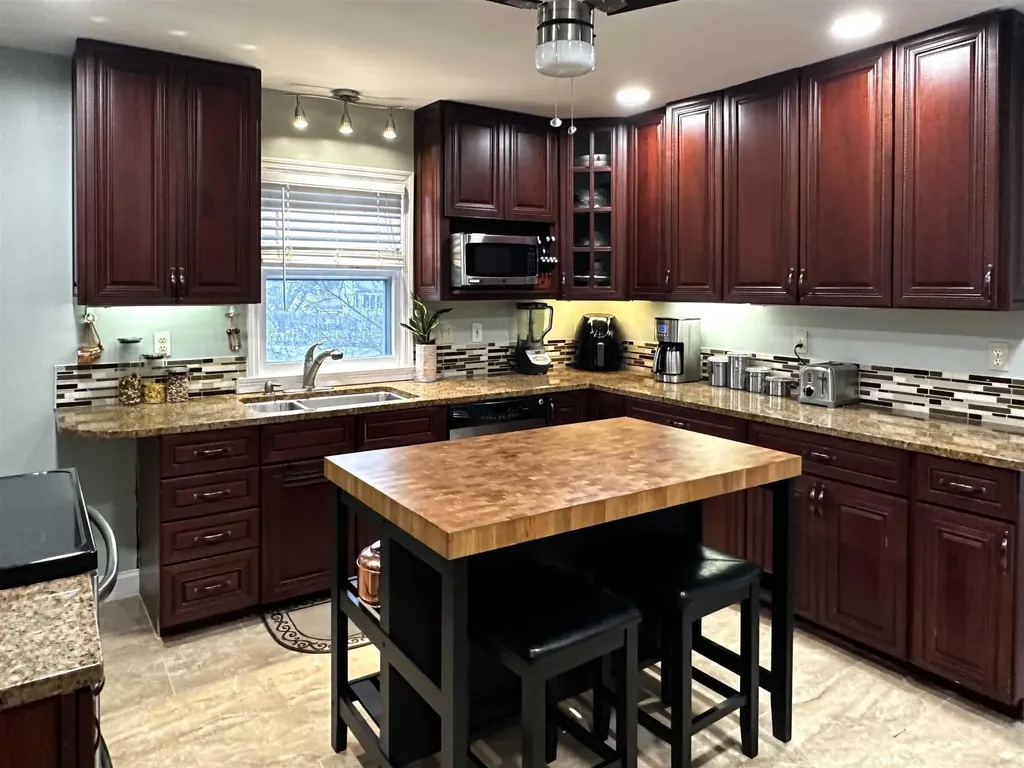 21 Clark Street Poughkeepsie NY 12601