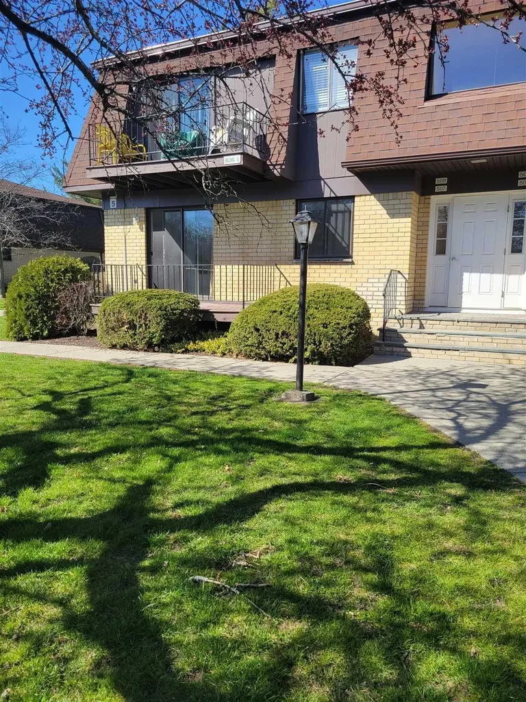 507 Cherry Hill Drive Poughkeepsie NY 12603