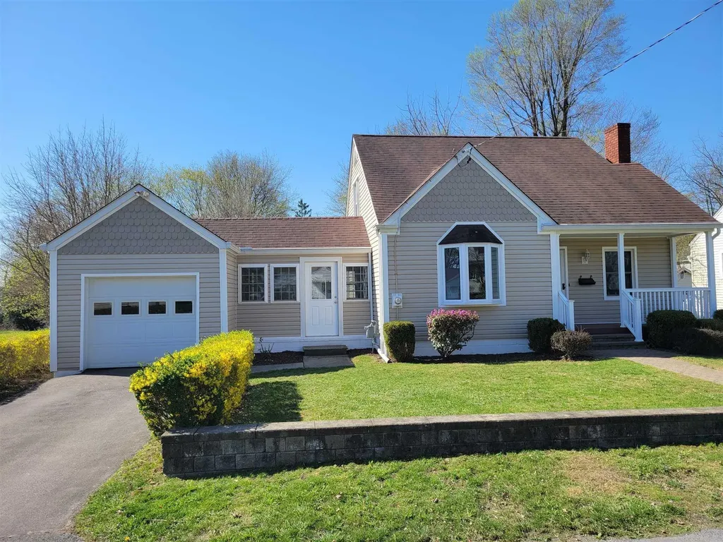 62 Lindbergh Place Poughkeepsie NY 12603