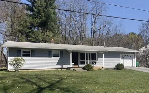 4 Norah Lane Hyde Park NY 12538