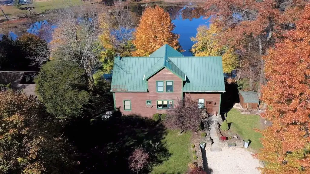 133 Country Club Drive Red Hook NY 12571