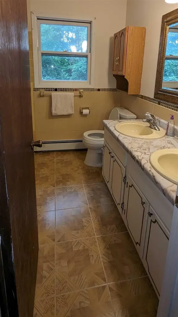 102 Simone Drive Poughkeepsie NY 12603