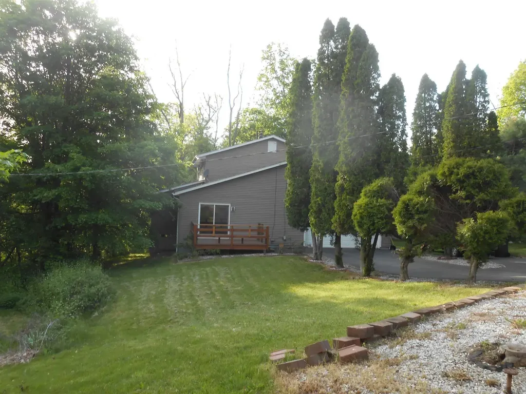 102 Simone Drive Poughkeepsie NY 12603