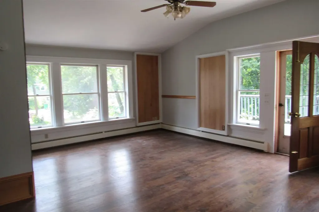 15 Peckham Road Poughkeepsie NY 12603