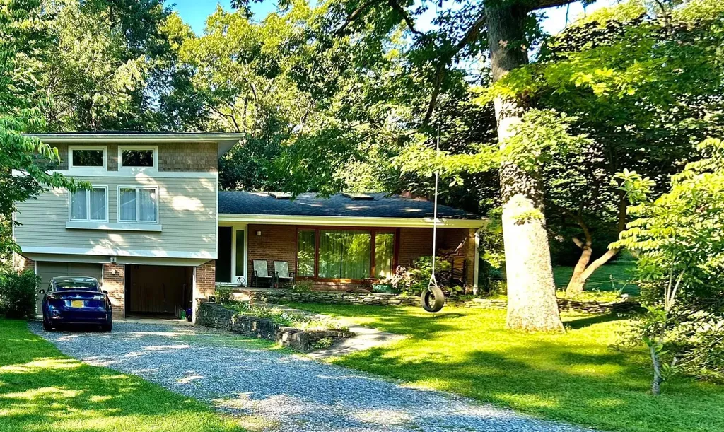 27 Timberline Drive Poughkeepsie NY 12603
