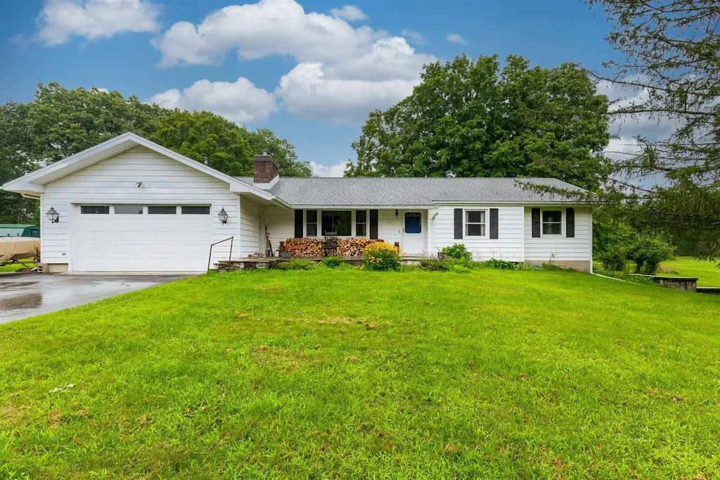 55 Apple Ring Road Red Hook NY 12571