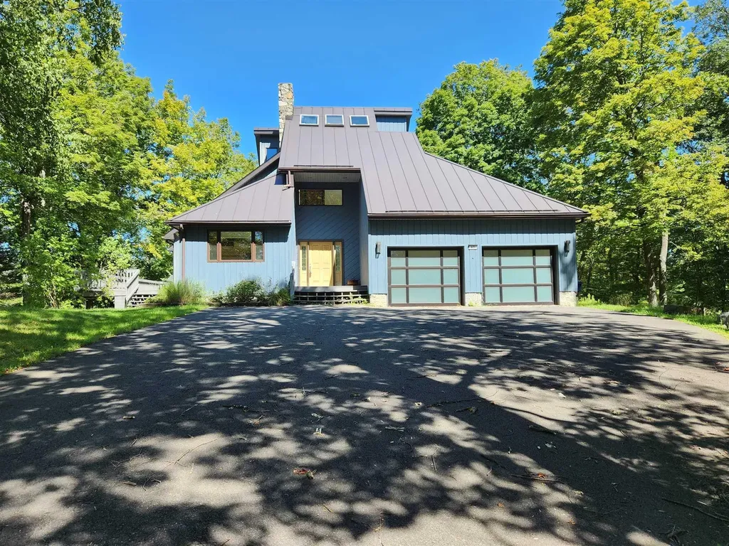 43 Midnight Lane Rhinebeck NY 12572
