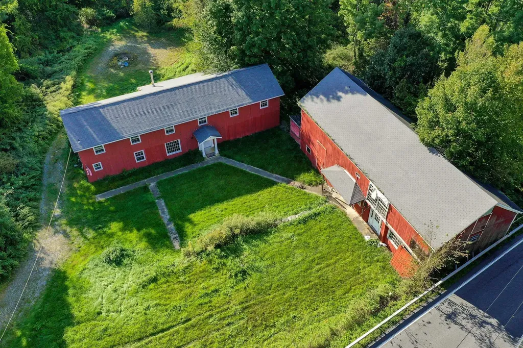 2723 Route 82 Lagrangeville NY 12540