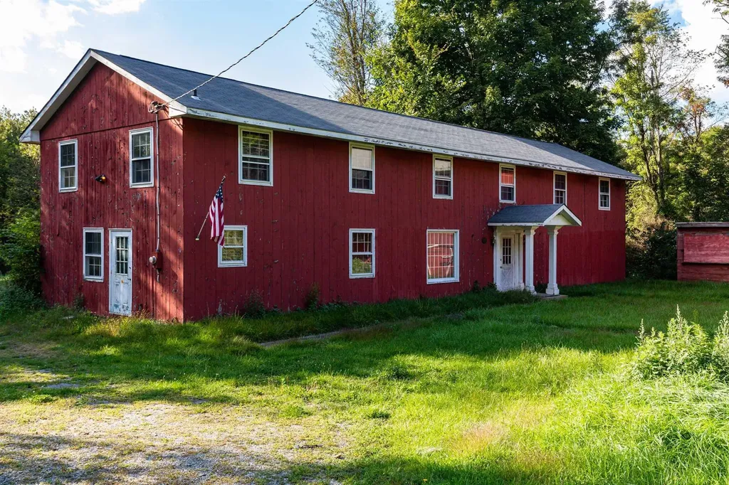 2723 Route 82 Lagrangeville NY 12540