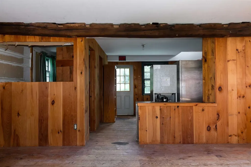 2723 Route 82 Lagrangeville NY 12540