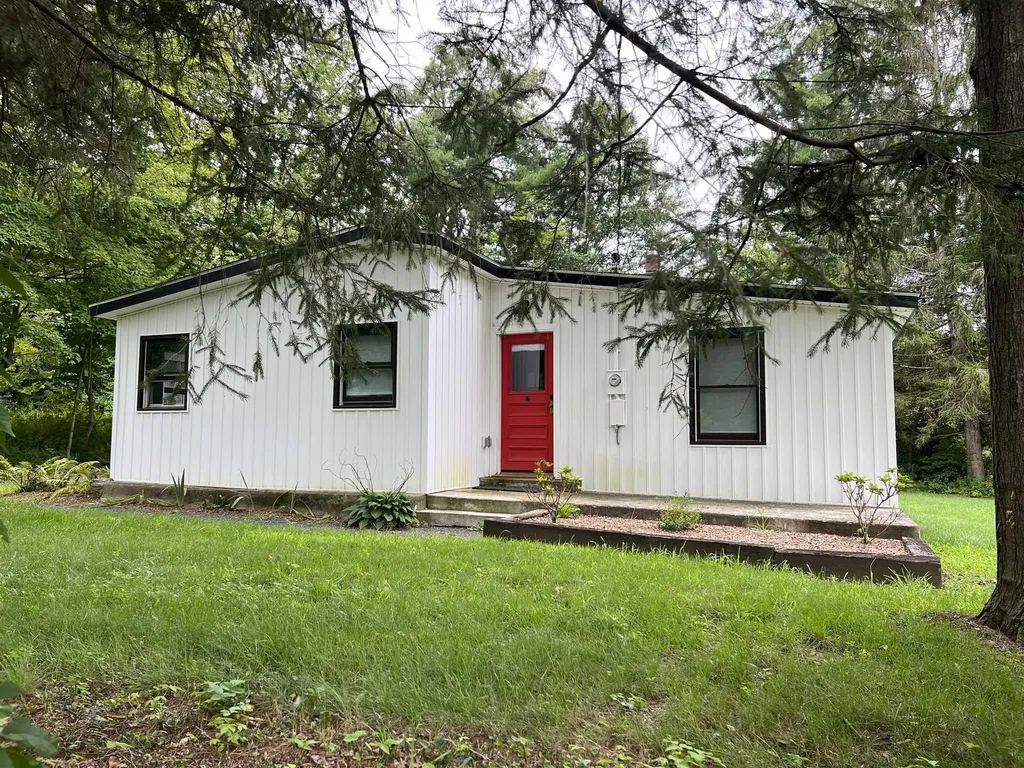 176 Beaver Road Red Hook NY 12571