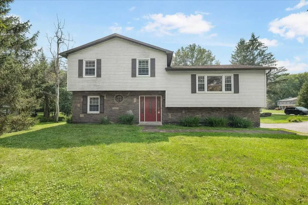 31 Stephen Drive Hopewell Junction NY 12533