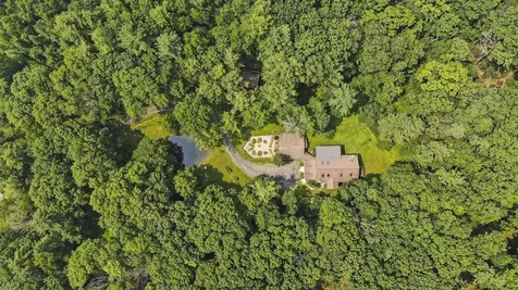 85 Henich Lane Hillsdale NY 12529