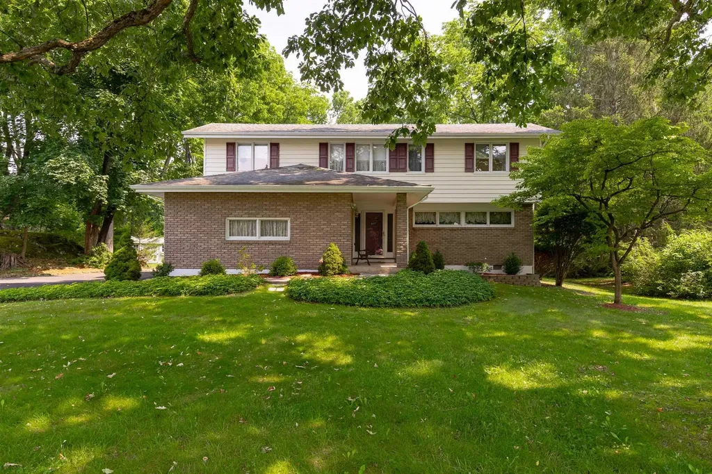 2 Tamidan Road Poughkeepsie NY 12601