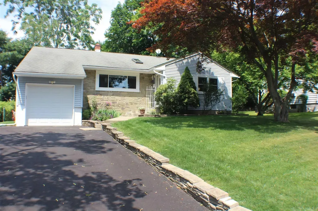 15 Miller Road Poughkeepsie NY 12603