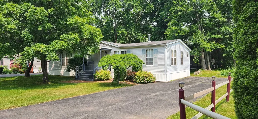 17 Bob Lane Beacon NY 12508