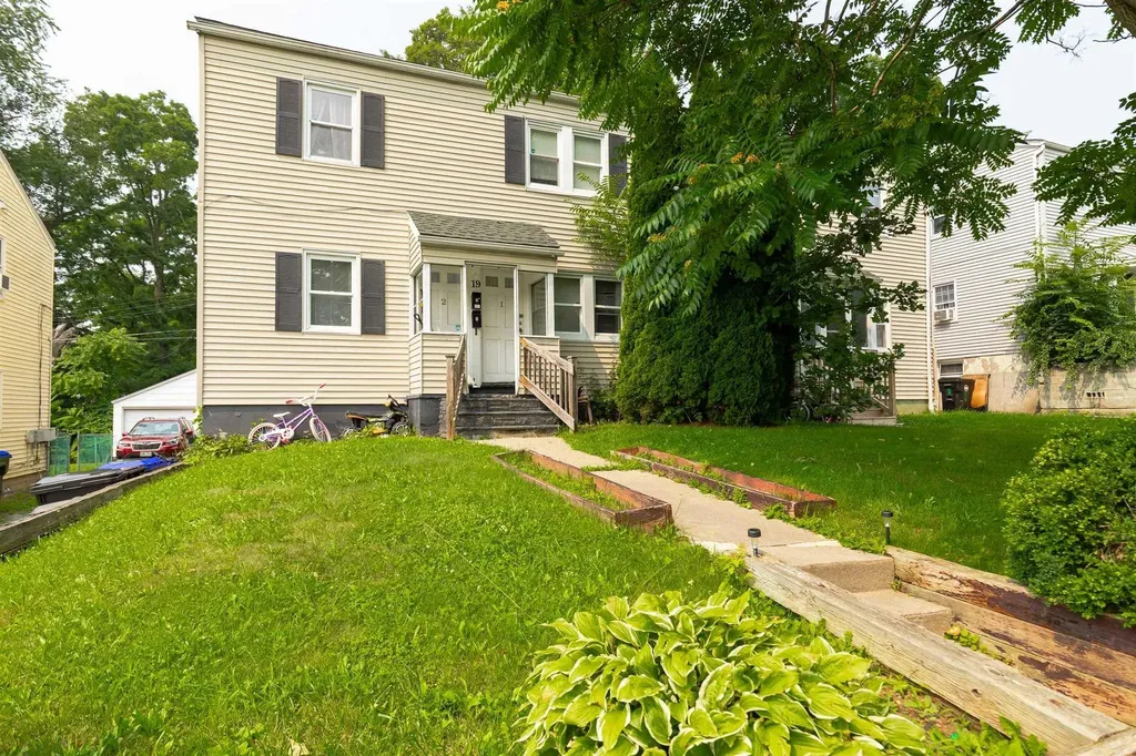 19 Vernon Terrace Poughkeepsie NY 12601