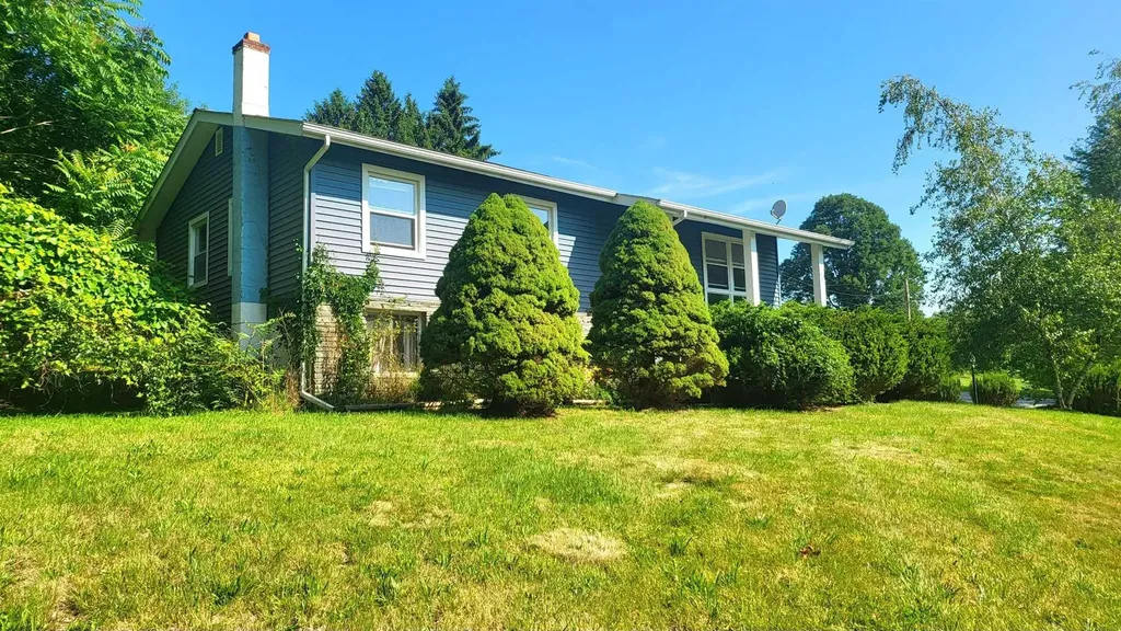 108 E Cookingham Drive Staatsburg NY 12580