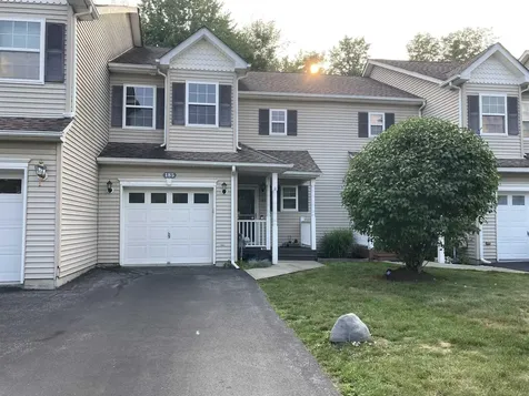 185 Pinebrook Drive Hyde Park NY 12538
