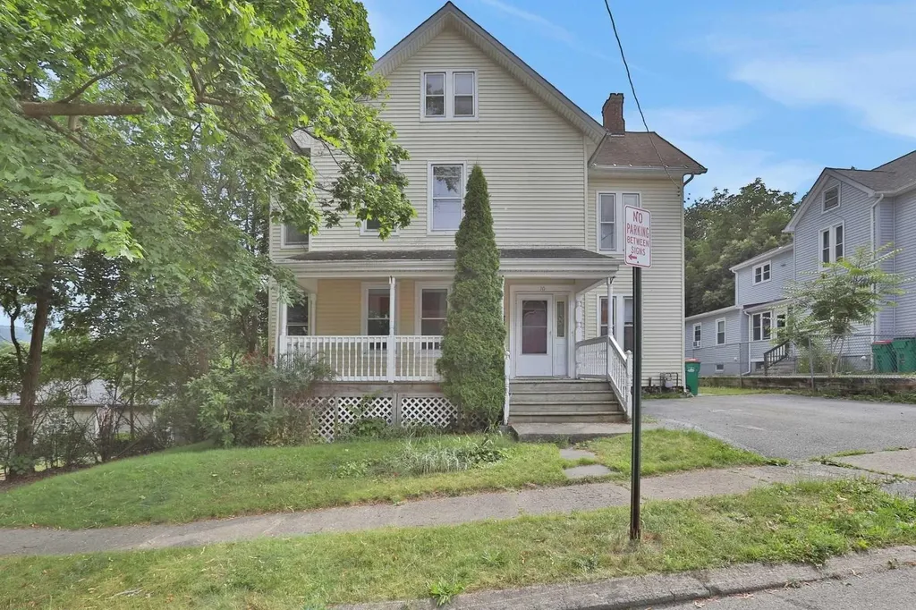 10 Van Nydeck Avenue Beacon NY 12508