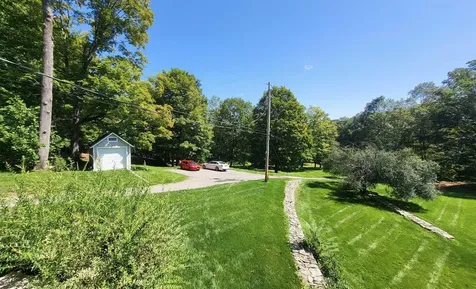 7 Looking Rocks Lane Stormville NY 12582