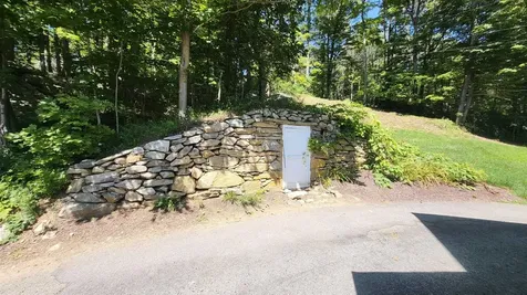 7 Looking Rocks Lane Stormville NY 12582