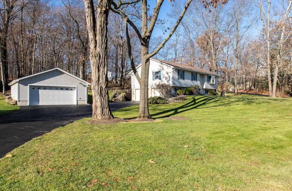 22 Trow Boulevard Red Hook NY 12571