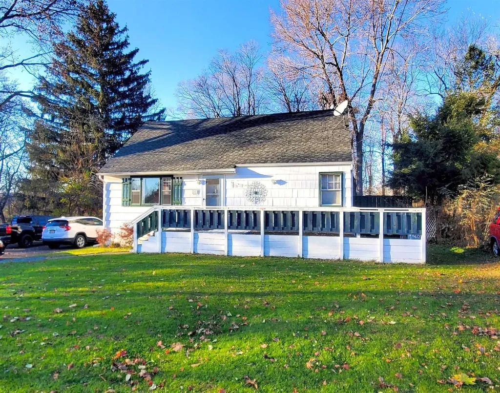 29 Sharon Drive Poughkeepsie NY 12603