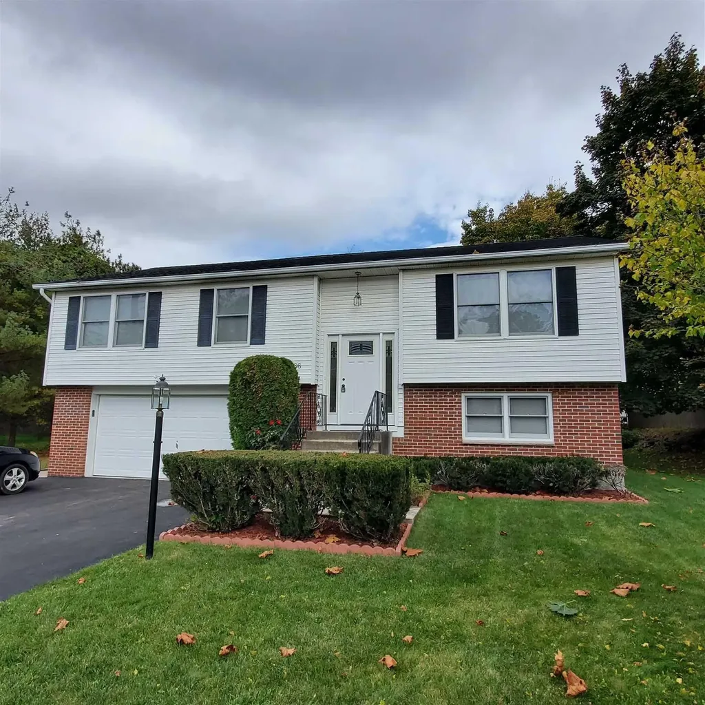 66 Sunset Avenue Poughkeepsie NY 12601