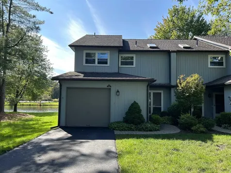 12 Pond Drive E Rhinebeck NY 12572