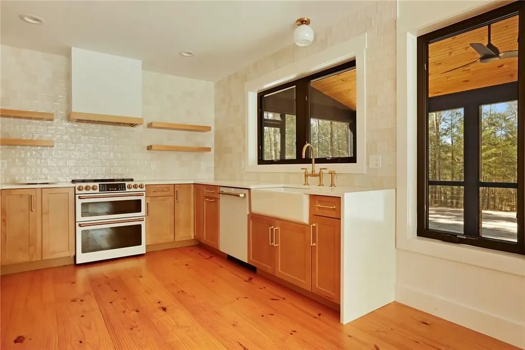 54 Tetta Lane Olivebridge NY 12461
