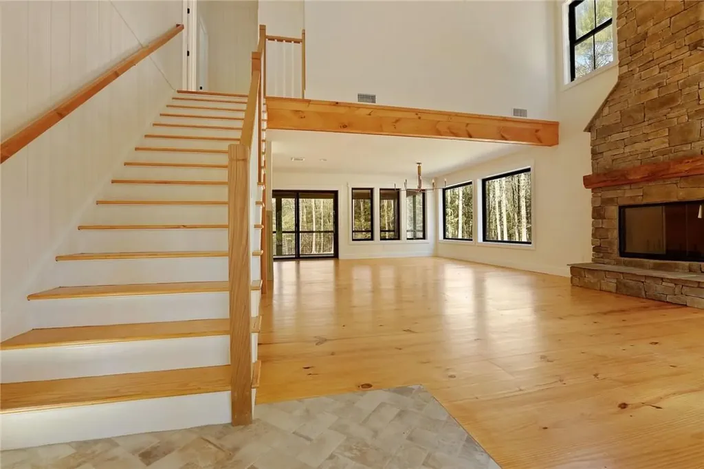 54 Tetta Lane Olivebridge NY 12461