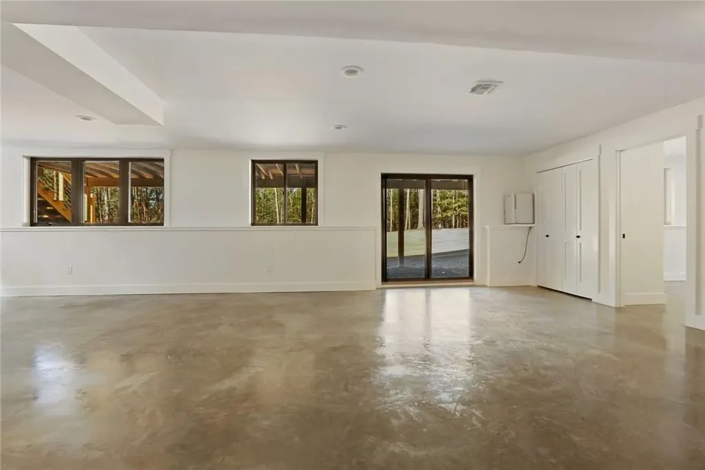 54 Tetta Lane Olivebridge NY 12461