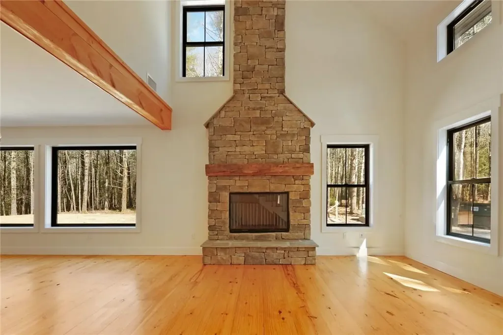 54 Tetta Lane Olivebridge NY 12461