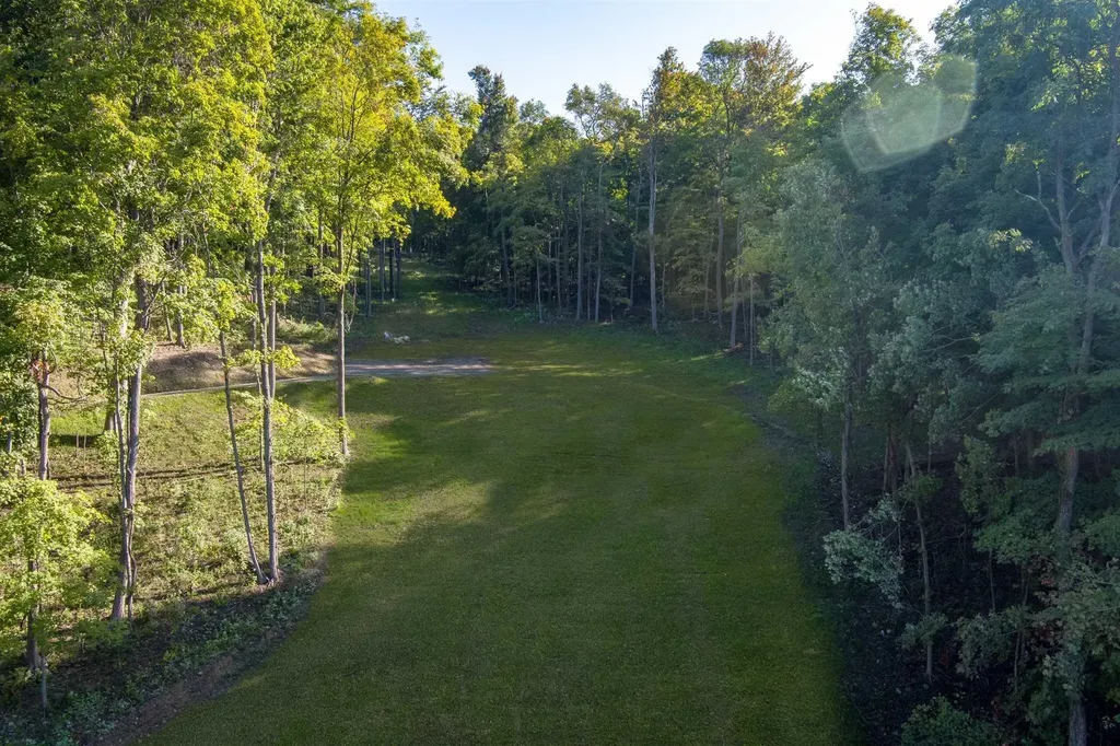 Route 83 Pine Plains NY 12567