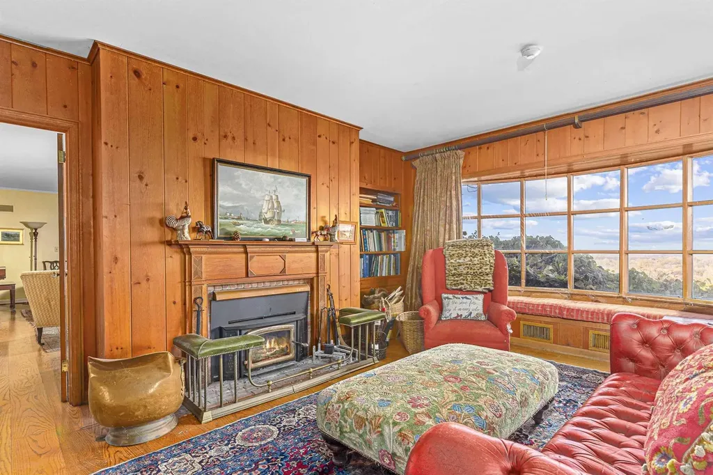 829 Tower Hill Road Millbrook NY 12545