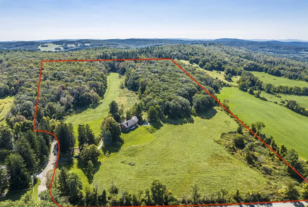 829 Tower Hill Road Millbrook NY 12545