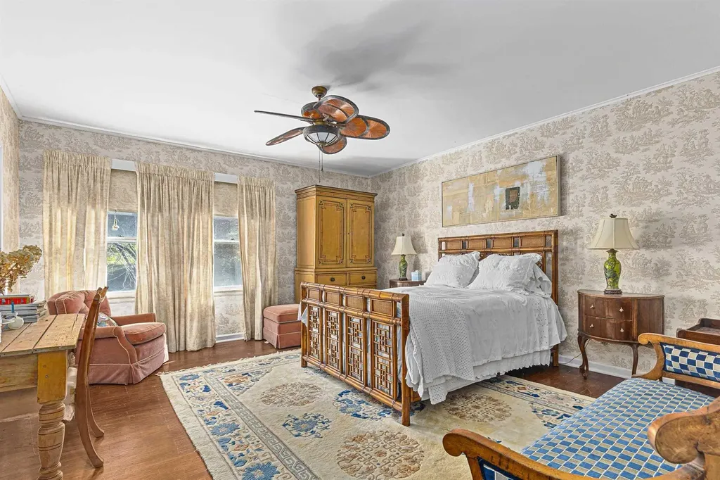 829 Tower Hill Road Millbrook NY 12545