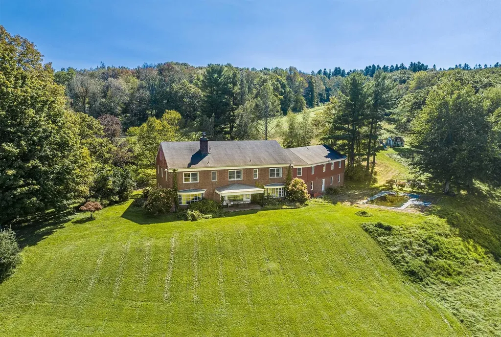 829 Tower Hill Road Millbrook NY 12545