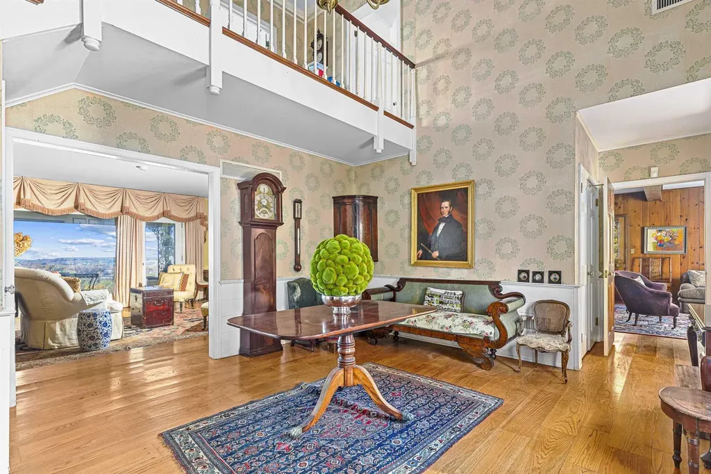 829 Tower Hill Road Millbrook NY 12545