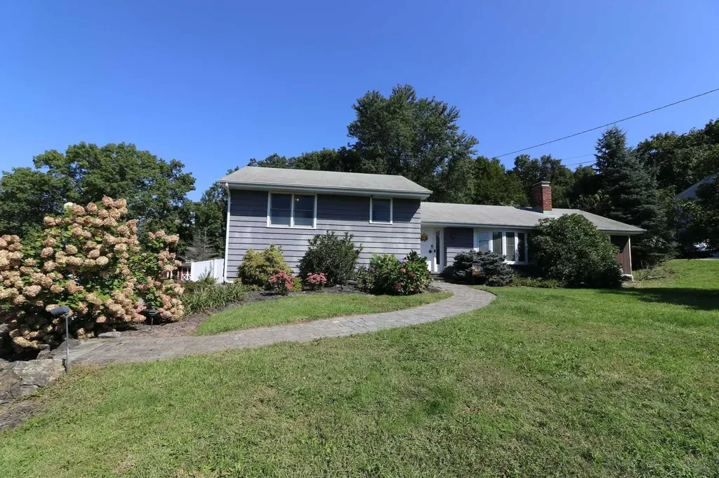 46 High Acres Drive Poughkeepsie NY 12603